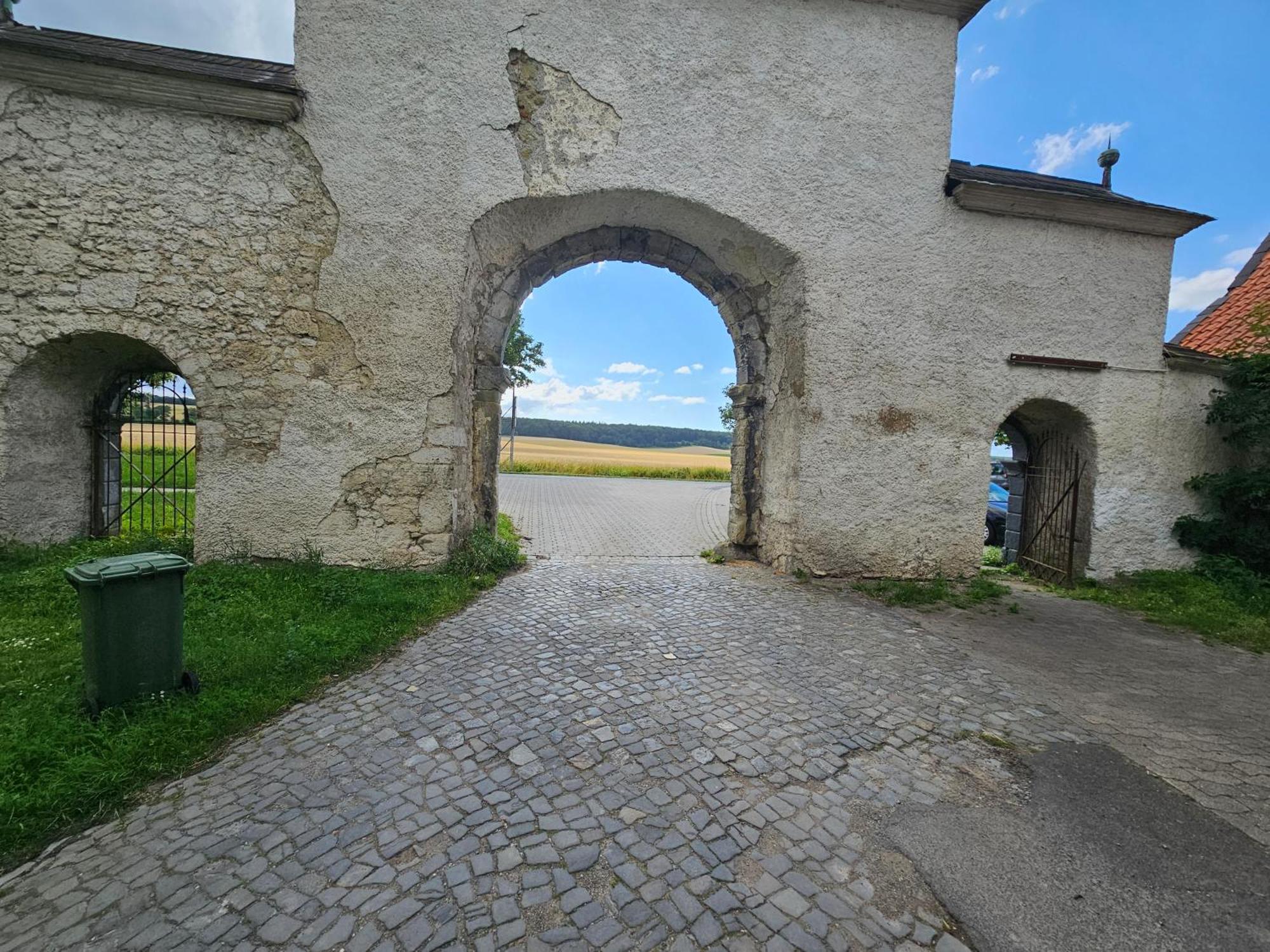 Hotel Zur Schmiede Heiningen Exterior photo